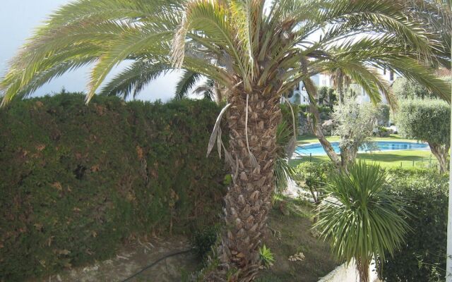 Beautiful Town House With Air Conditioning In Secure Urbanisation Internet