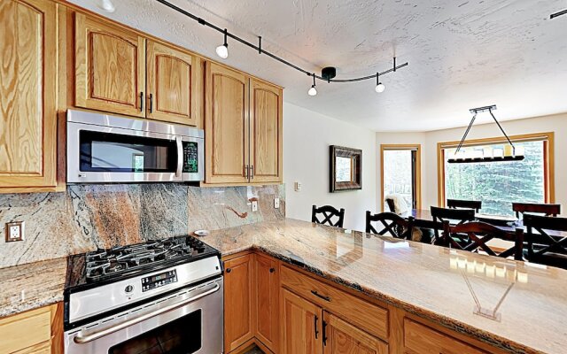 4501 Vail - 5 Br Duplex