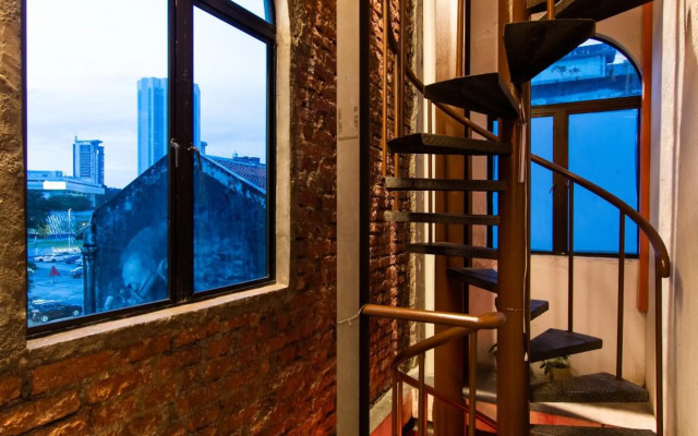 Travel Hub Highstreet