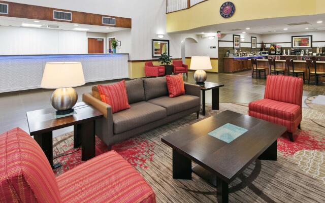 Best Western Dayton Inn & Suites