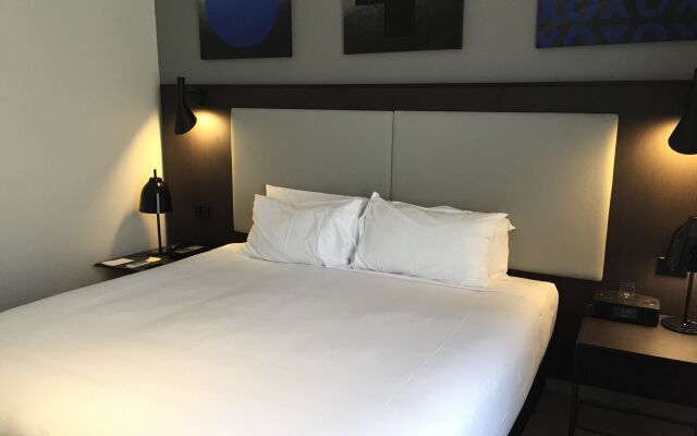 Silkari Urban CKS Sydney Airport Hotel