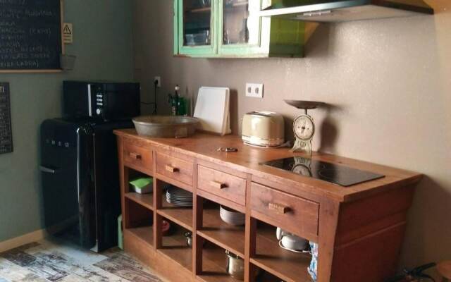 Stunning 2-bed House in Beautiful Area of Lisboa