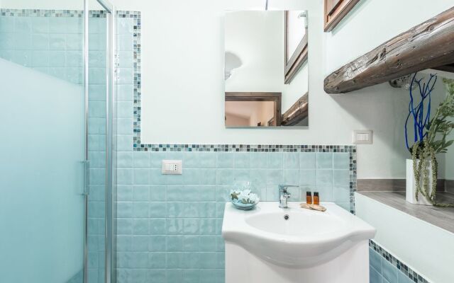 Dreamy Guelfa by Mmega