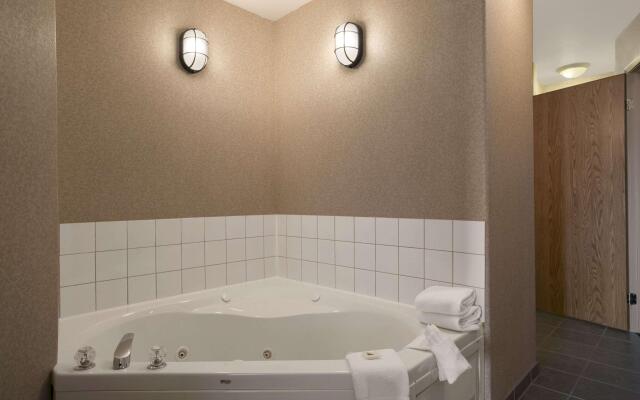 Days Inn by Wyndham Prince Albert