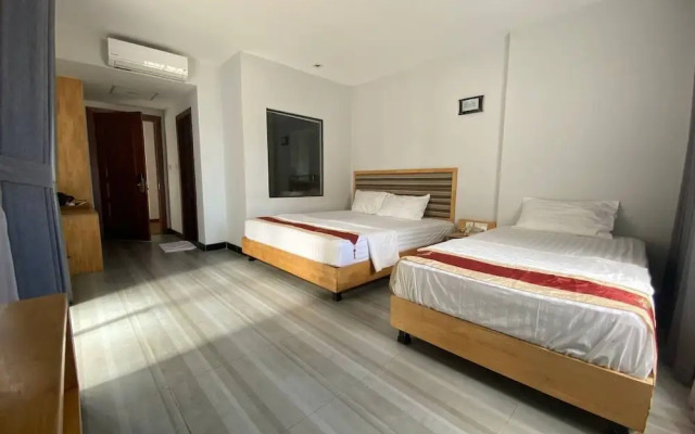 JJ City Centre Suites