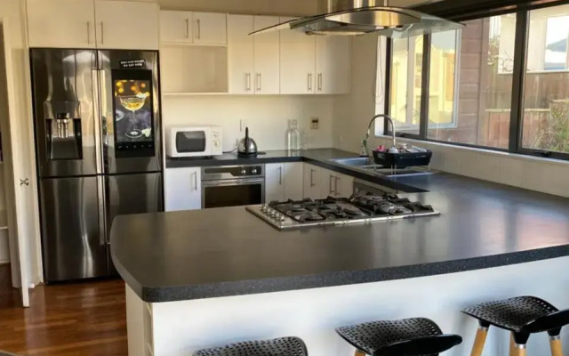 Luxury 5beds And 5bedroom