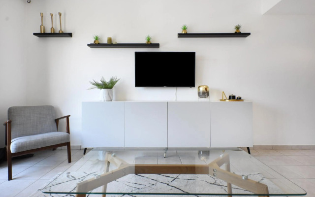 Jaffa Residence by HolyGuest