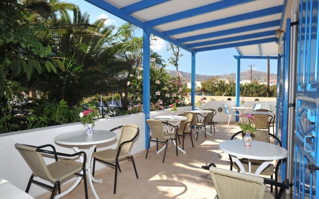 Avra Hotel