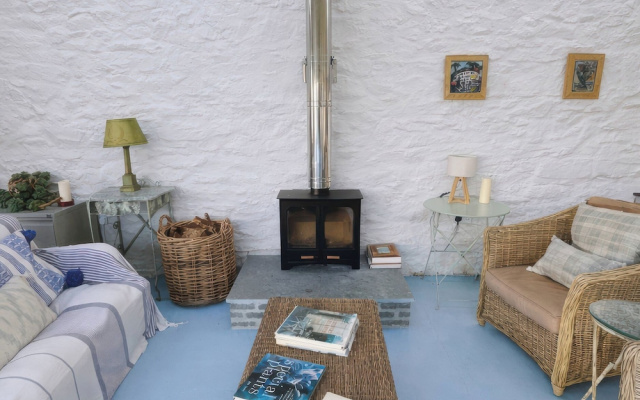Curlew House