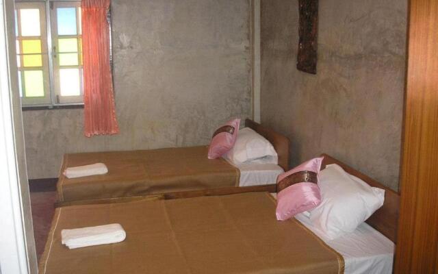 Tamarind Grand Resort Mae Sariang