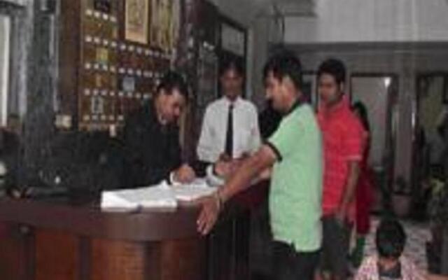 Purohit Lodge B&B By Stayapart