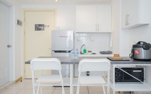 Comfort 2Br Apartment At M-Town Residence