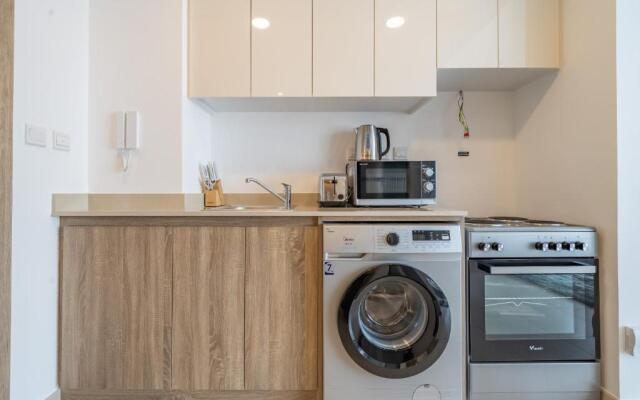 Primestay - Una Apartment Studio in Town Square