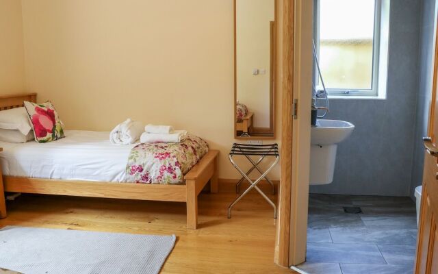 Dinkley Cottage
