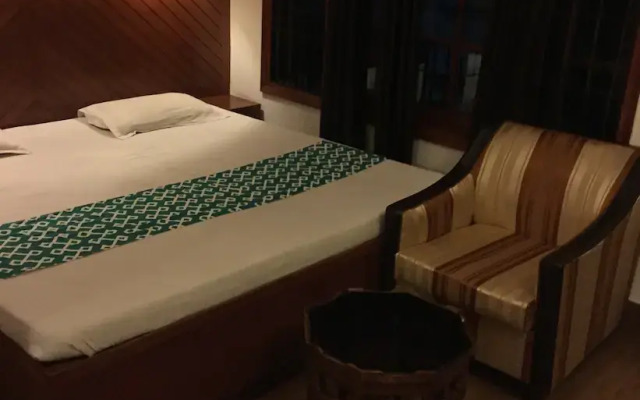 Hotel Woodland
