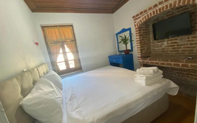 Ayhan Otel