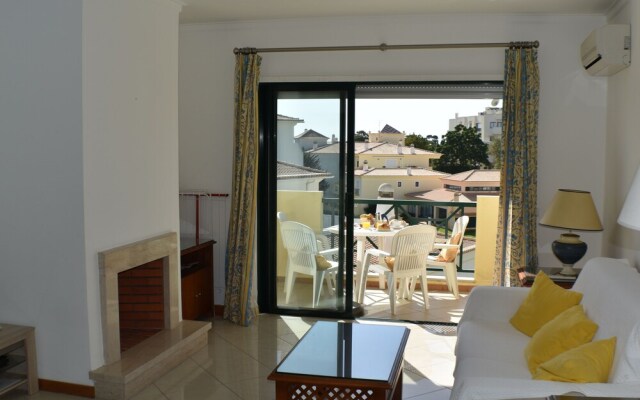 JSE Apartamento by Algarkasa
