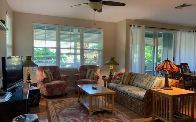 Nihilani 11a 2 Bedroom Condo by RedAwning