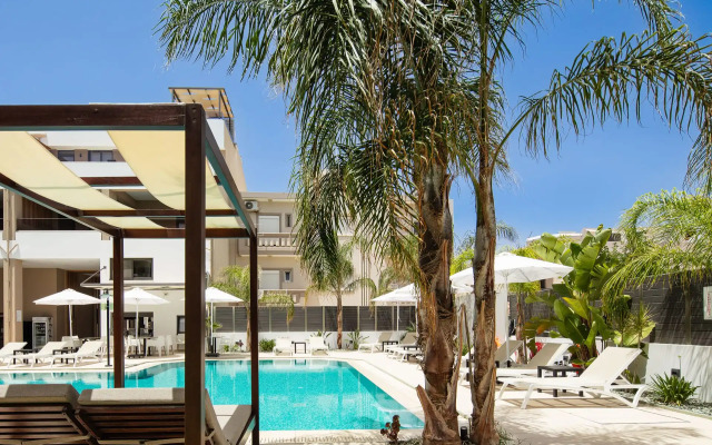 Sapphire Horizon Suites