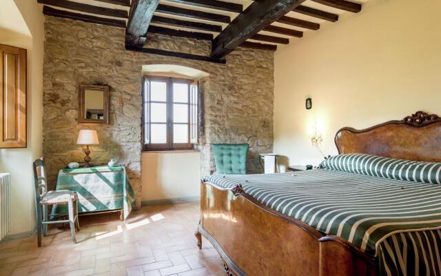 Atmospheric appartment in Arezzo with garden