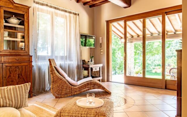 Cottage in Tuscany With Private Pool