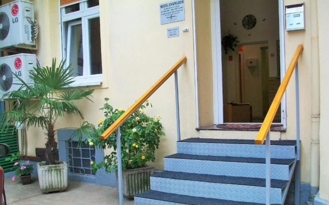 Hostel Chameleon