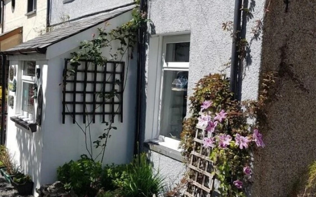 Yr  Hen Farcdy Bed & Breakfast