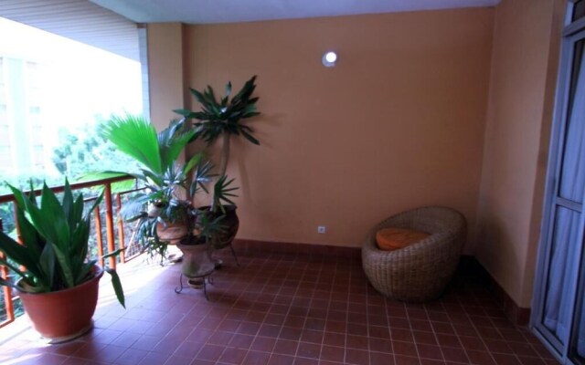 La Cour Hotels and Apartments Cooper