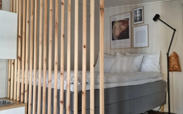 Hurmaava ullakkoasunto Vanhan Rauman laidalla