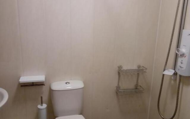 Ground Floor Barmouth Centre Apartment With Garden