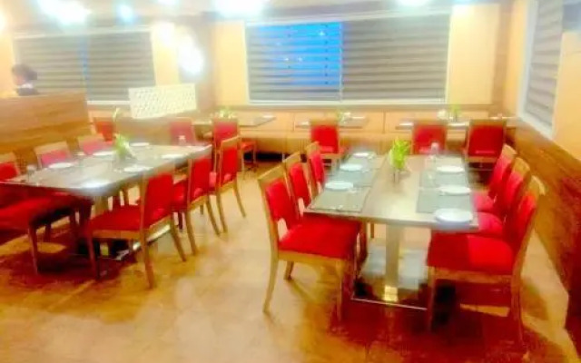 Hotel Jayson