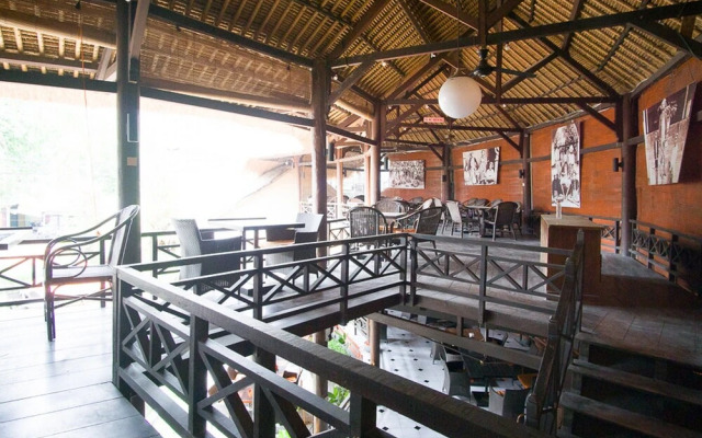 Formerly RedDoorz Premium near Senggigi Beach