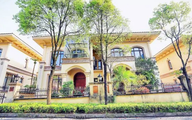 Qingyuan Hengda Yilin Yashe Drifting Holiday Villa