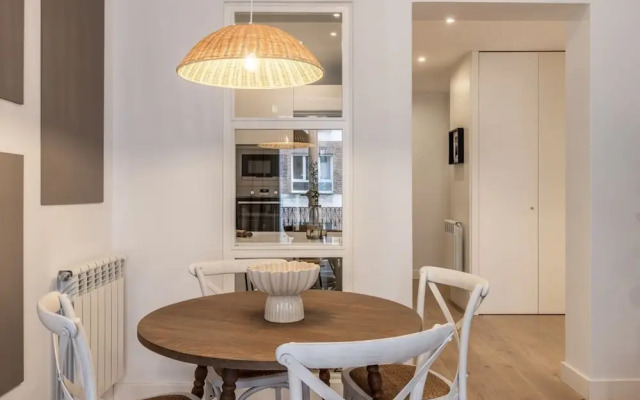 Portici - 2 Bedrooms and Terrace in Goya