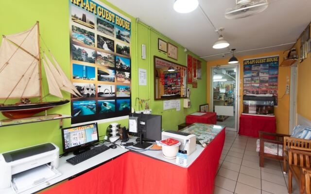 OYO 90184 Api Api Guesthouse 533