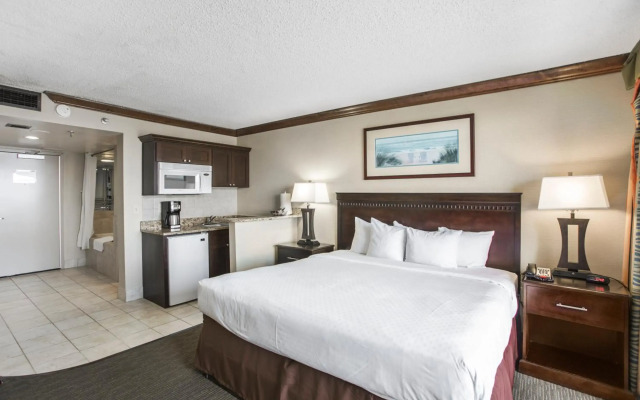 Beach Quarters Resort
