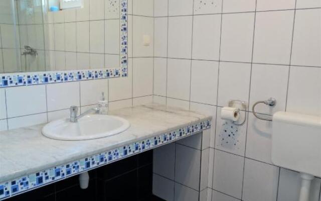 Apartmani Novi Vinodolski 32706 - Radmila