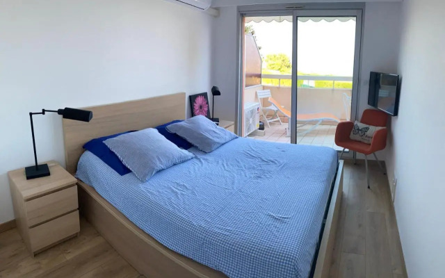 Superbe 2P vue mer, ensoleillé, piscine