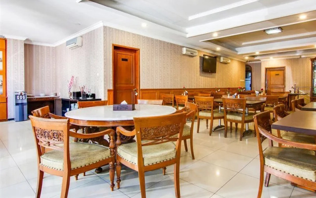 OYO 3793 Cihampelas Hotel 2