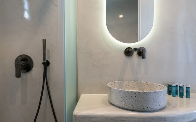 Aegean Diamonds Luxury Suites