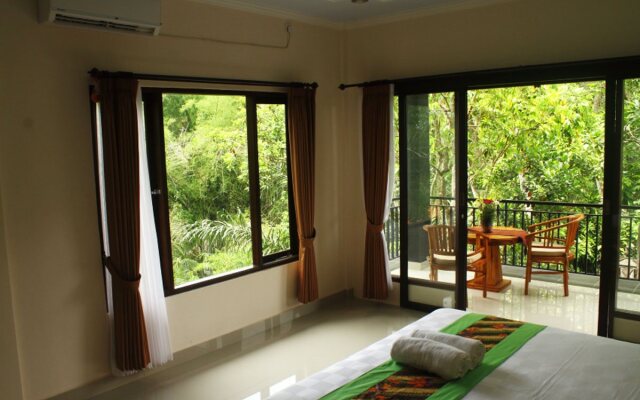 Pondok Bambu Guest House
