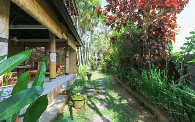 Pondok Saraswati Villas Ubud by Zuzu