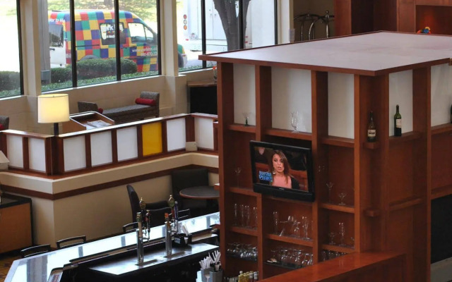 Atrium Hotel and Suites DFW Airport South