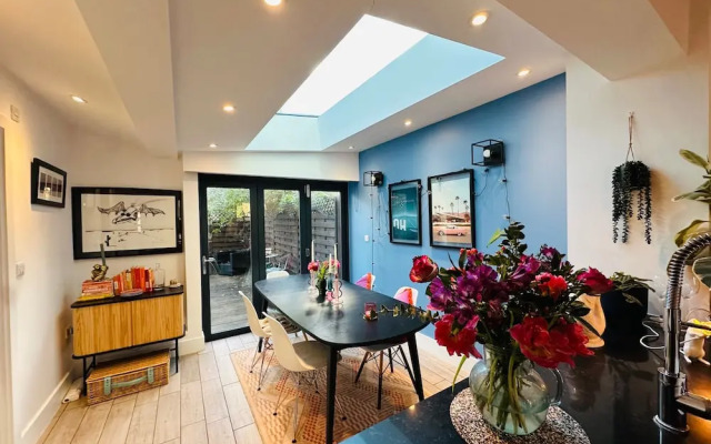 Townhouse by Notting Hill - Sleeps5/petsok/tv/wifi