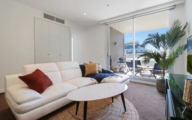 ★Lux 2BR on Hindmarsh SQ★