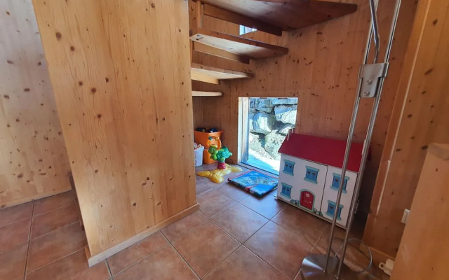 Comfortable Chalet in Hohentauern with Whirlpool near City Center