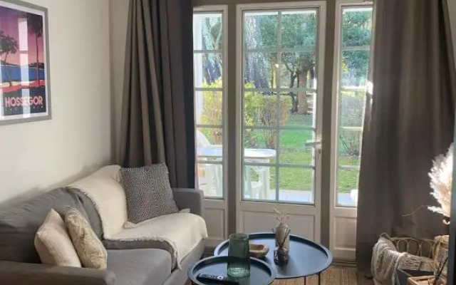 Appartement du Golf Les Bastides piscine et océan