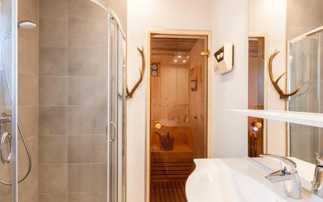 Cosy Chalet With Sauna