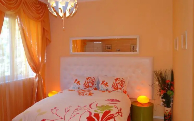 Orange Flower Apartments 1