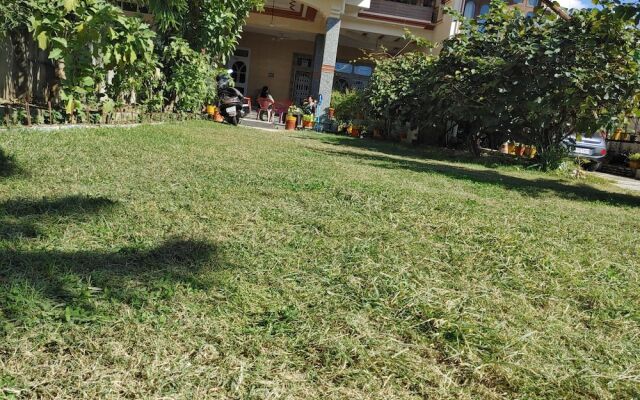 Touristen Holiday Home